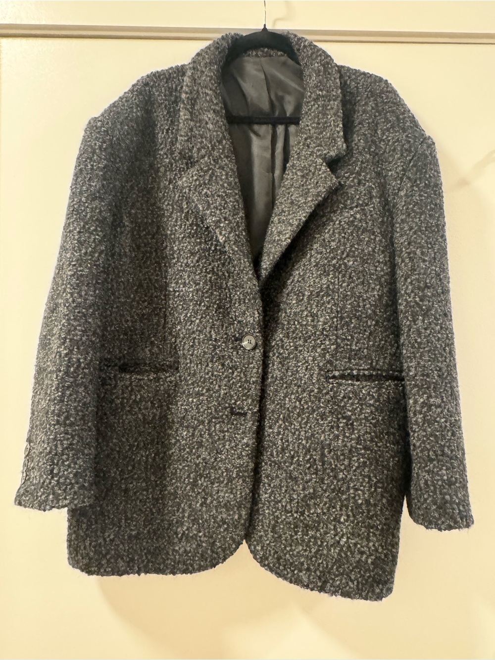 Women’s Oversized Gray Bouclé Coat